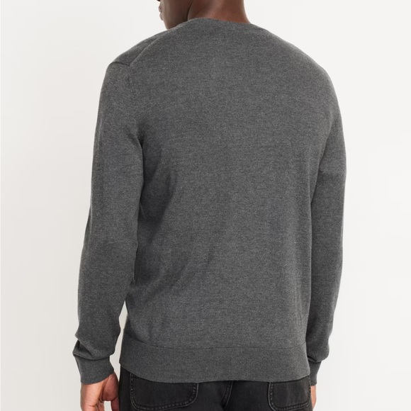 Old Navy Charcoal Gray V-Neck Sweater - Picture 2 of 15